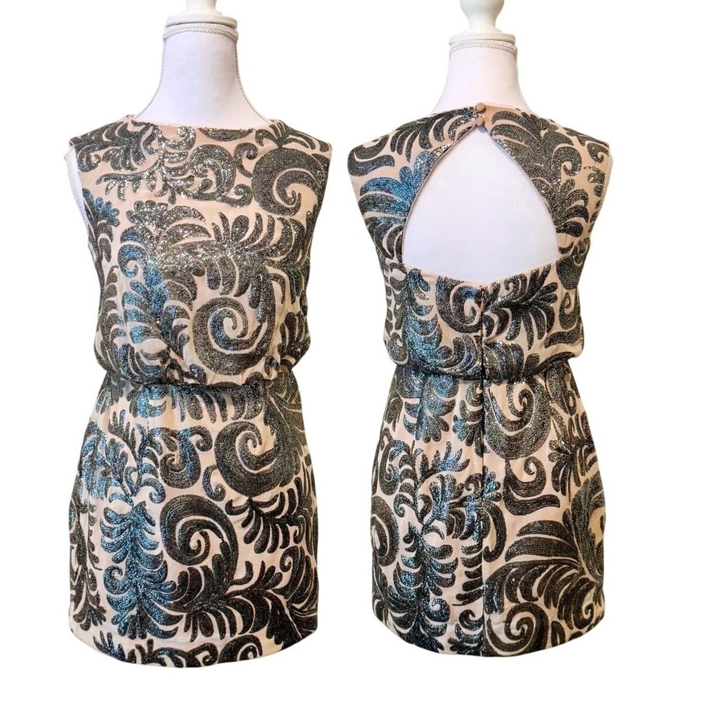 Adrianna Papell Mini Dress Silver Sequin Homecoming Cocktail Formal Size 2